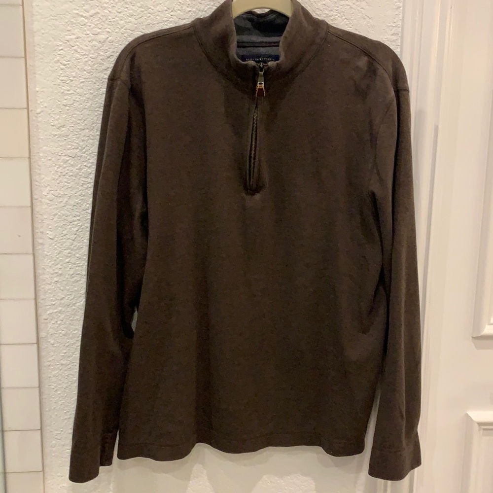 Men’s Quarter Zip pullover